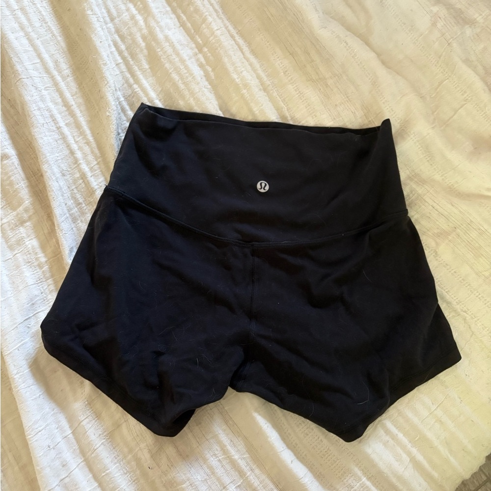 Lululemon high rise align shorts 4”